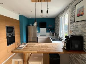 Maison HERMANVILLE SUR MER plein pied-à côté de la plage