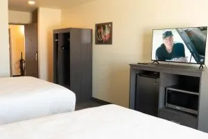 Iron Creek Inn & Suites - جيليت