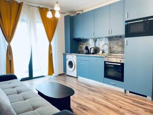 Amely Apartments Mamaia Nord 16