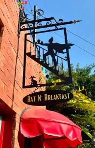 Pousada Bat N Breakfast No Beco do Batman - Barueri