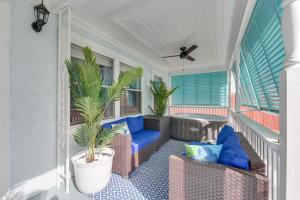 Near Boardwalk and Breweries Emerald Coast Getaway!