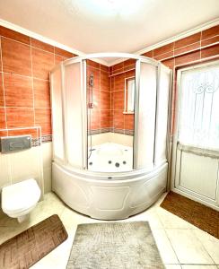 Marmariste Özel Havuzlu Doğa Manzaralı Villa