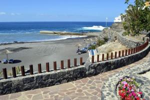 Ke Casetta Tenerife Arco Iris del mar with jacuzzi