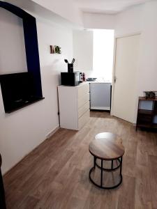 Appartements Studio B aux pieds des Thermes : photos des chambres