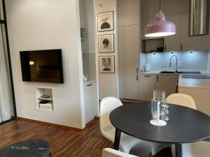 Elegancki apartament od dziedzińca, parking, Rynek 700 m