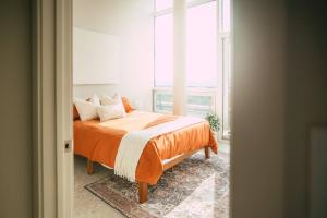 Luxury 2BR Penthouse Apt In Central Halifax