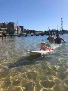 Elizabeth Bay Marina Apartment