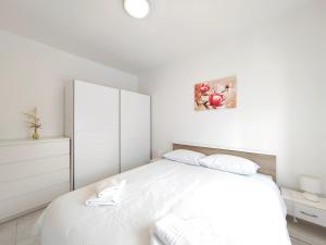 Apartments with a parking space Vodice - 22634