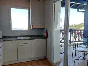 Appartements Maison Mitoyenne avec Jardin, Plage et Commerces a Pied - FR-1-239-772 : photos des chambres