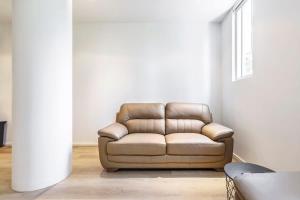 2-Bedroom Apartment in Melbourne City with carpark