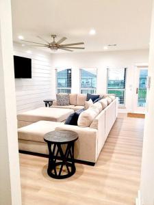 Calypso Cove-3bd 2b-Sleeps up to 12