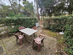 Appartements Appartement Saint-Georges-de-Didonne, 2 pieces, 4 personnes - FR-1-550-71 : photos des chambres