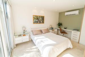 Unbelievable PH, Leblon! Amazing view and privacy!