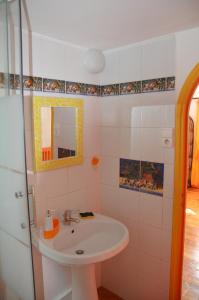 Appartements Volets Bleus et Briques Rouges : photos des chambres