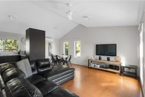 Cowes Retreat - Pet Friendly Accommodation