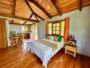 Fare Tau - accès direct plage blanc privée - Tuarea