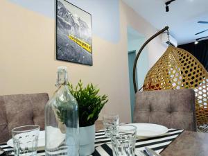 MVB49#8pax Family Suite 3 Rooms Velocity Mall IKEA