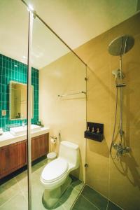 Phòng Deluxe Giường Đôi với Ban công (Deluxe Double with Balcony)
