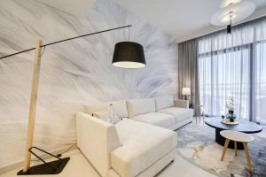 Cozy 1BR Haven in The Cove, Dubai Creek Harbour