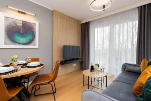 Okrzei Stylish Apartment with Balcony & Parking Gdynia by Renters