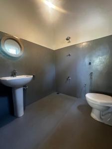 Varan Mawella Beach Guest House
