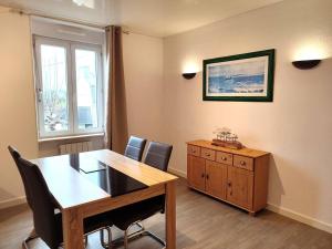 Appartements Appartement au centre de TREBEURDEN et a 500m de la plage - Ref 665 : photos des chambres