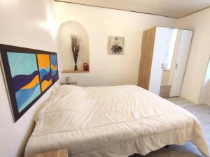 Appartements Appartement au centre de TREBEURDEN et a 500m de la plage - Ref 665 : photos des chambres