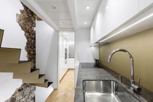 Skinny House - Thun Old Town