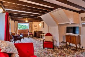 Finest Retreats - Lewcott