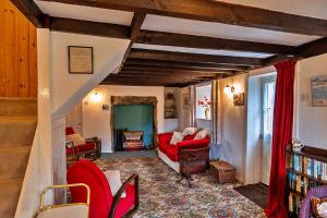 Finest Retreats - Lewcott