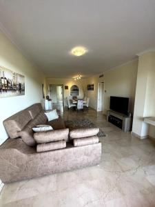 Beautiful apartment,3 min drive from the beach