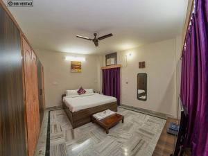 Shri Heritage - Entire Cozy Floor II at Assi, Varanasi