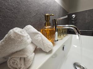 Mountain Lodge *Nature *Queen Beds *Free parking