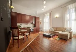 The Central Retreat - Premium Enjoyment - 阿拉德