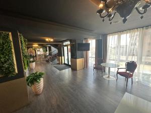 Alex&George Boutique Hotel