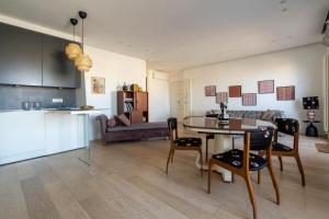 GuestHost - Attico Umbertino Design Apartment with Terrace