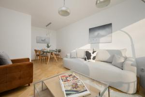 Miodowa Modern Apartment in the Old Town of Warsaw by Renters