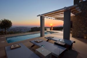 Mykonos Rocks Villas & Suites