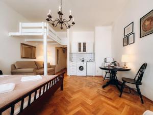 ELSO center apartment