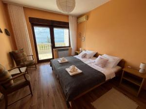 Apartment 77 with Pool and Beach