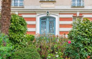 Nice Apartment In Neuilly-Sur-Seine