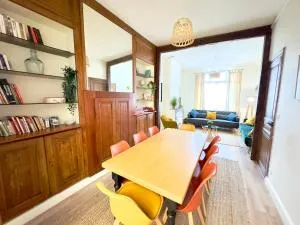 4 Chambres - Grande Maison - Parking - Jardin - Rivery