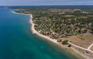 Villa Ketty in Fažana with playground, sea view and private pool