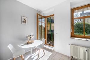 LeHaStays - Apartment Buckau 16-01 I Balkon I WLAN I SmartTV I Erdgeschoss