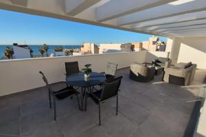 Penthouse El Carmelo 50 meters from beach, huge terrace