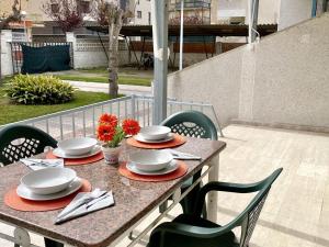 APARTBEACH LAS PALMERAS CLIMATIZADO y JUNTO PLAYA