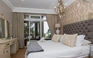 Ballito Manor View 201 - With Generator