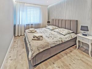 Cozy Modern Retreat - Feel at Home while in Torun