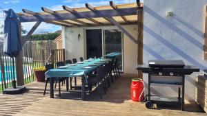 Maisons de vacances VILLA CASA KOKO 10 PERS piscine chauffee, petanque, ping pong VIEUX-BOUCAU : photos des chambres