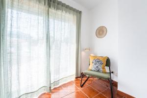 GuestReady - Portrait with a view